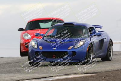 media/Dec-30-2023-Lotus Club Golden G (Sat) [[d3870bf35f]]/Intermediate/Session 3 (Grapevine)/